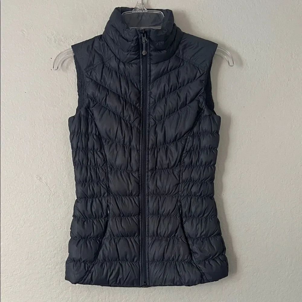 Like New! Athleta Down Puffer Vest Goose Down Packable Quilted in Charcoal XXS
